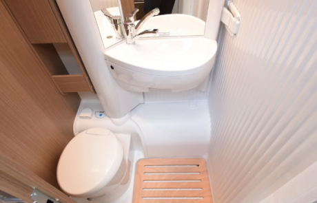 Carado T-338 Toilet